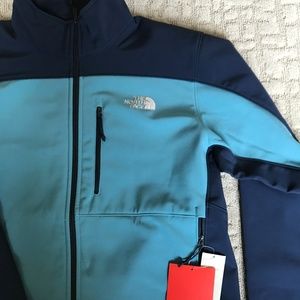 New with Tags The North Face Mens Apex Bionic Jack